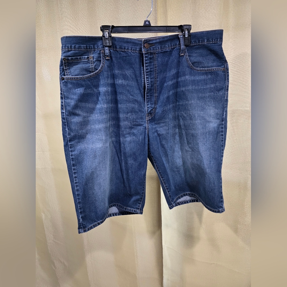 Levi's Classic Blue Jean Shorts W42